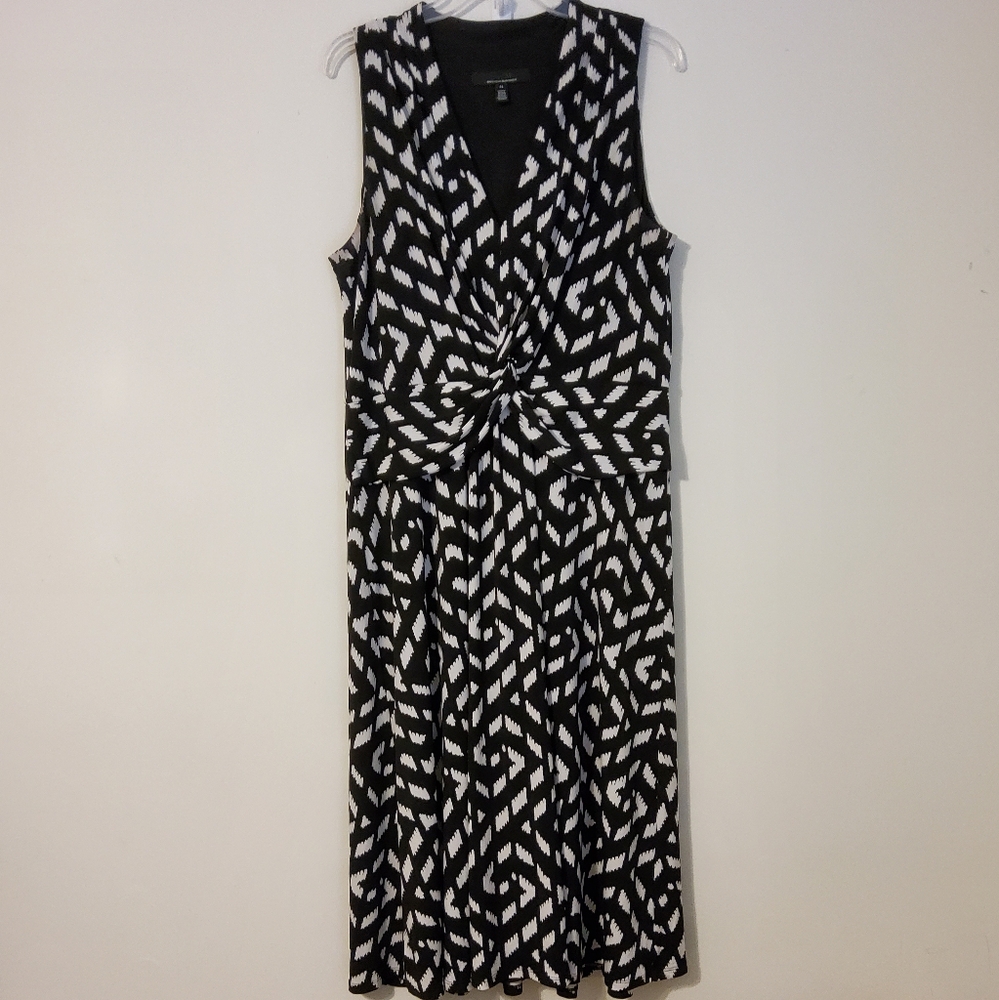 White House Black Market Sheath V-Neck Cocktail Dress Size 14